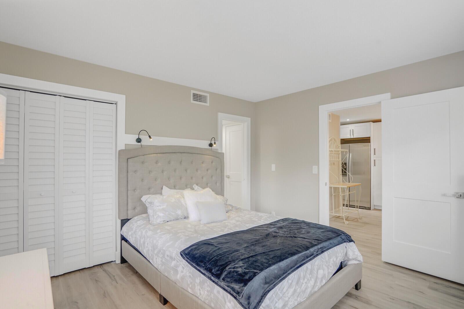 13719 Via Aurora Way A