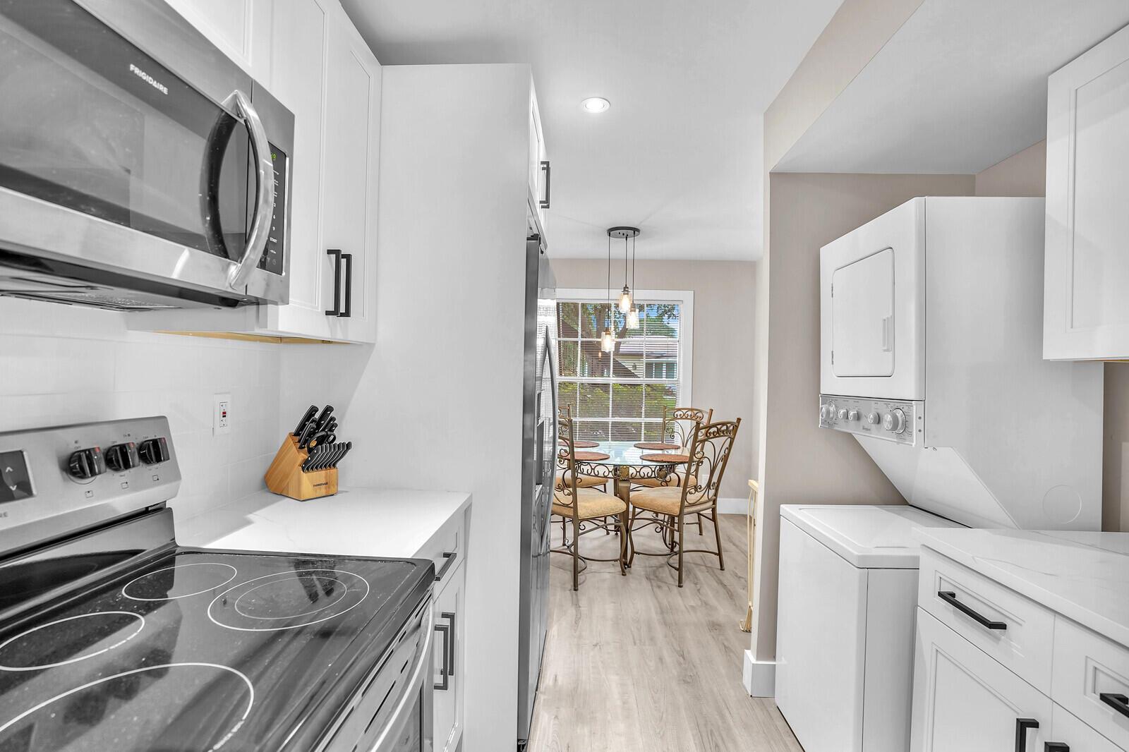 13719 Via Aurora Way A