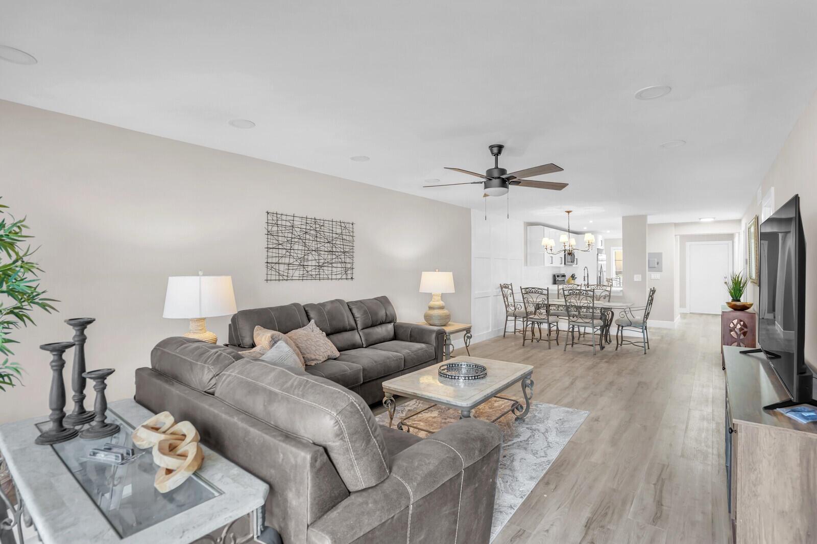 13719 Via Aurora Way A