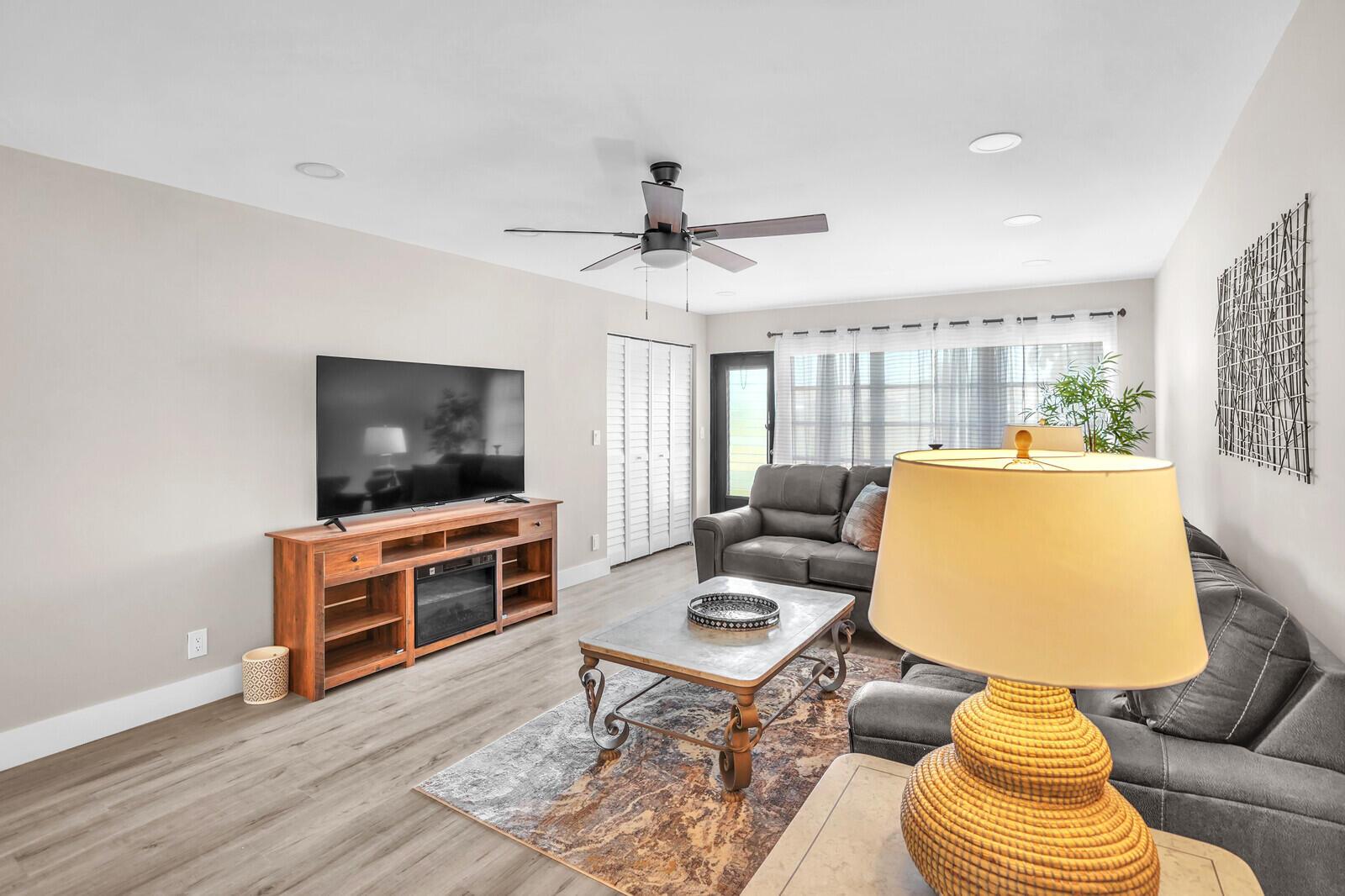 13719 Via Aurora Way A