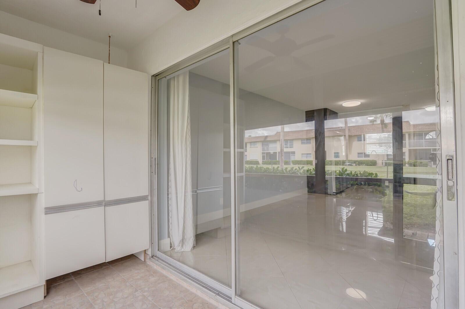 9851 Sandalfoot Boulevard 207