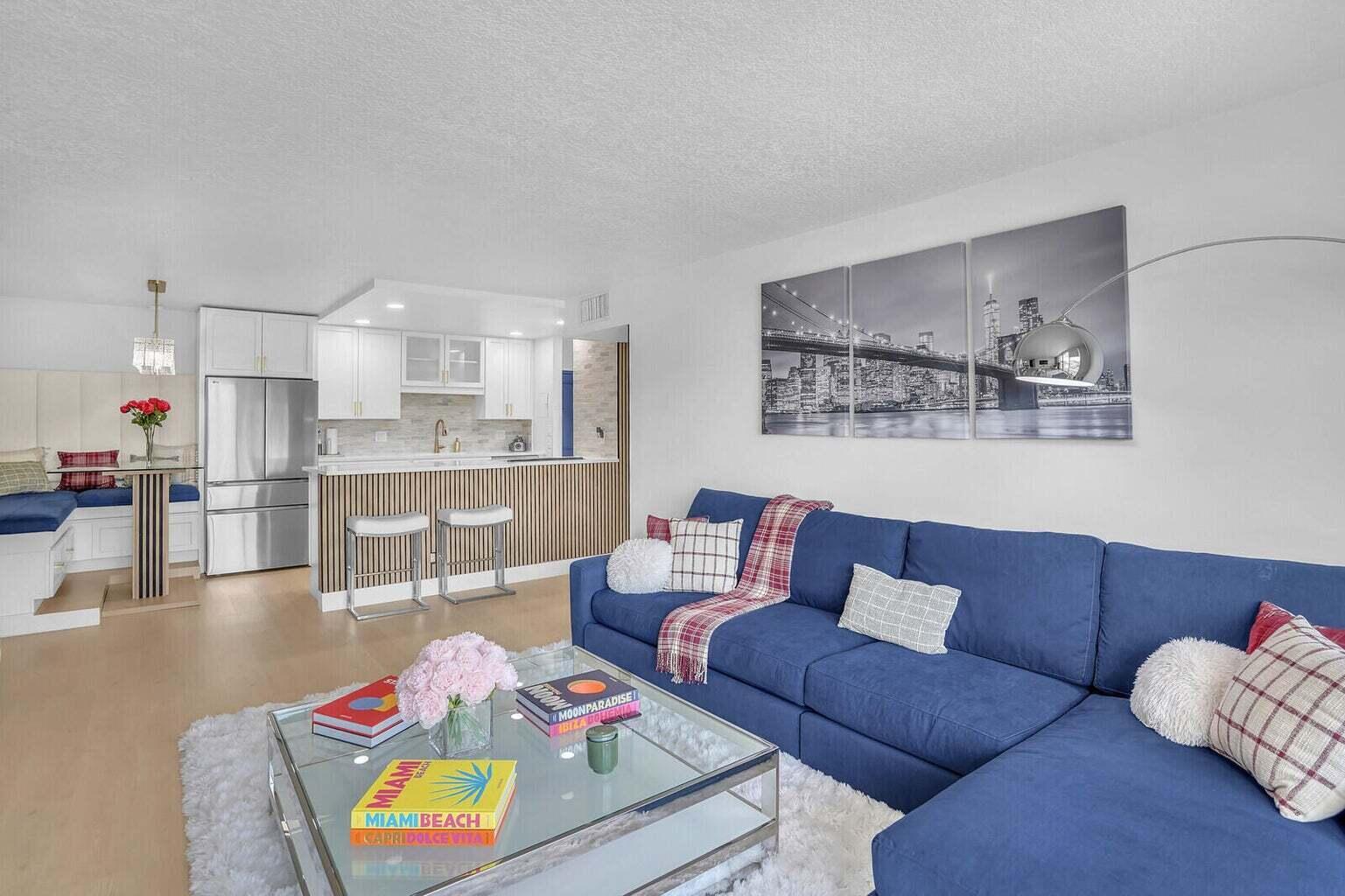 2121 N Ocean Boulevard 305w