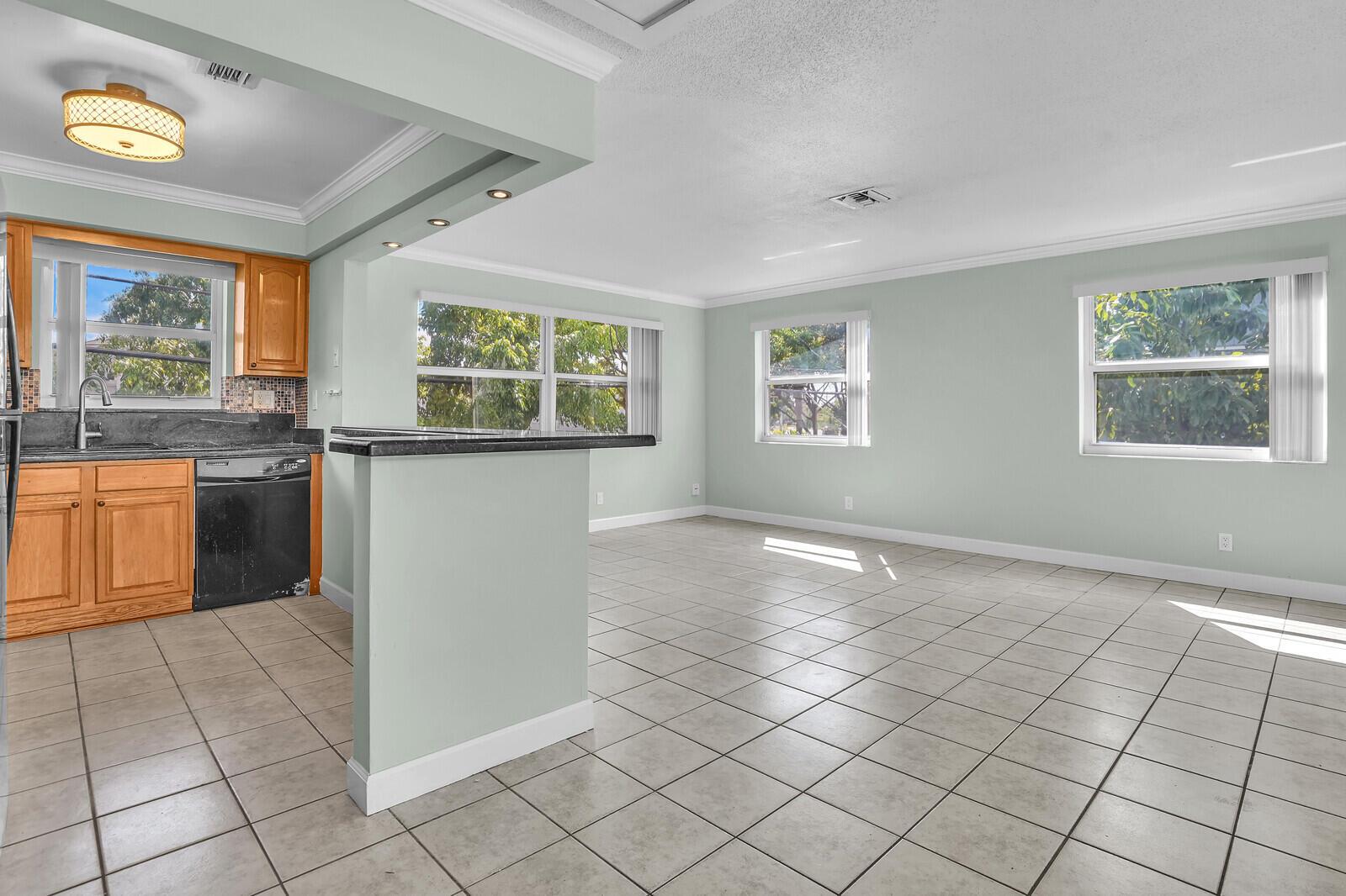 3440 NE 16th Terrace 1-4