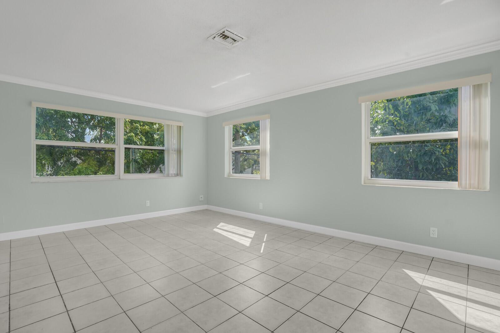 3440 NE 16th Terrace 1-4