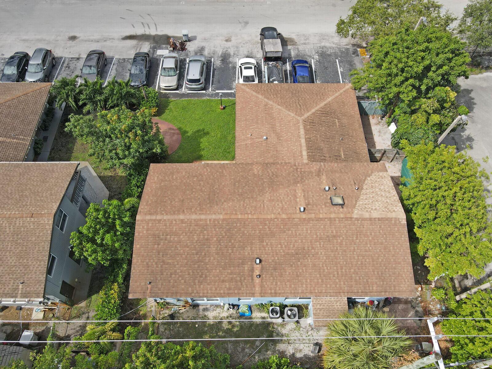 3440 NE 16th Terrace 1-4