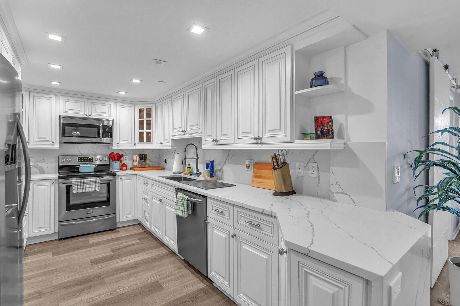 2701 N Ocean Boulevard E-205