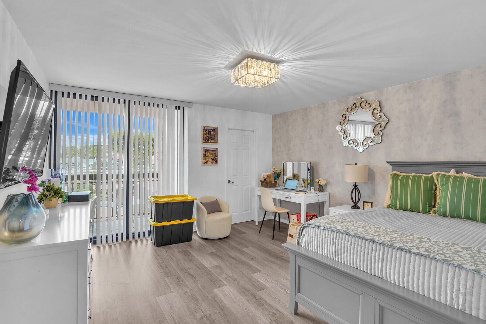 2701 N Ocean Boulevard E-205