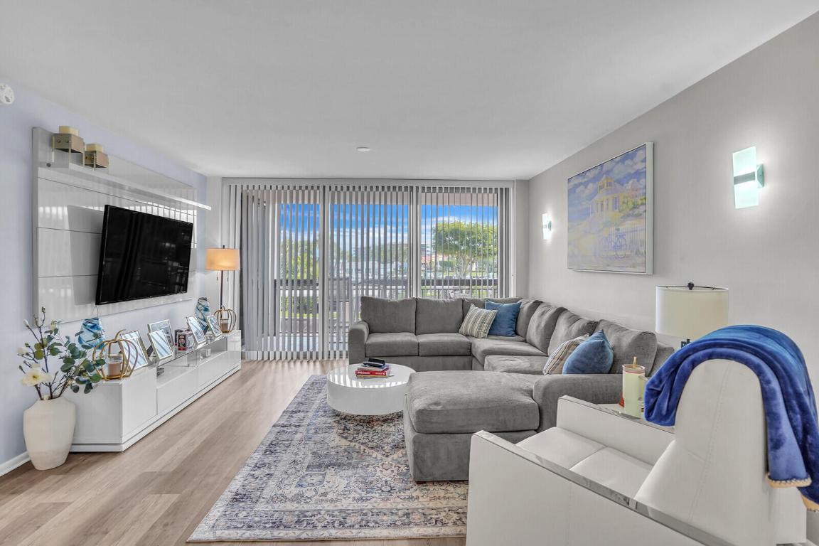 2701 N Ocean Boulevard E-205