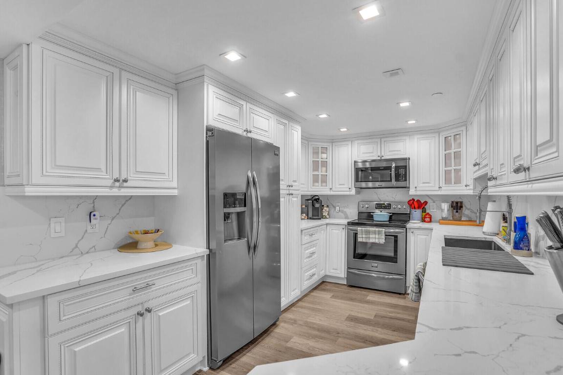 2701 N Ocean Boulevard E-205