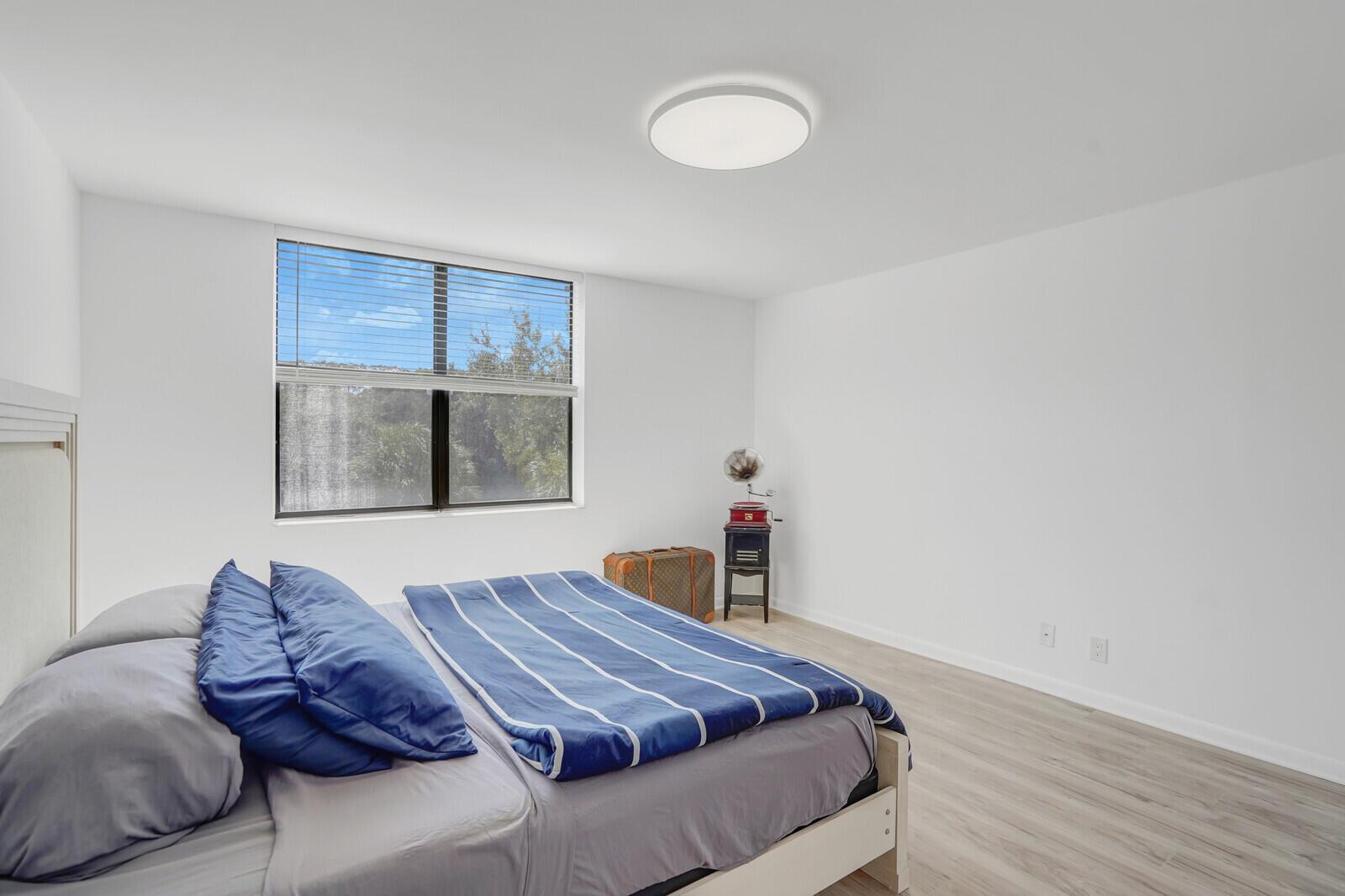 4133 S Carambola Circle S G305