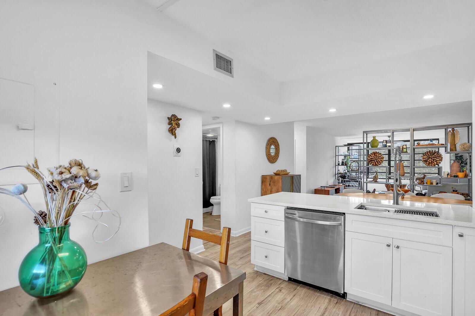 4133 S Carambola Circle S G305