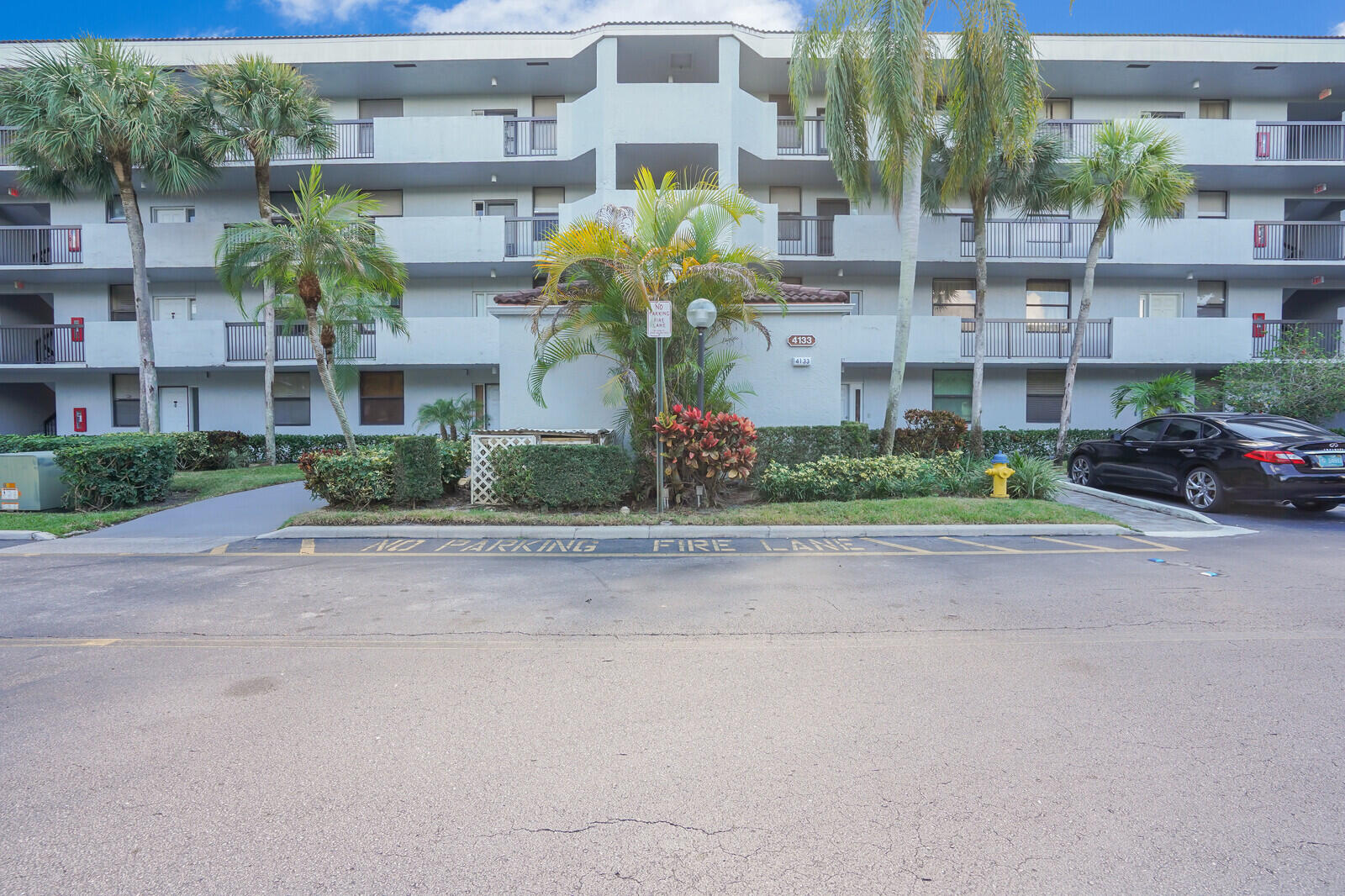 4133 S Carambola Circle S G305