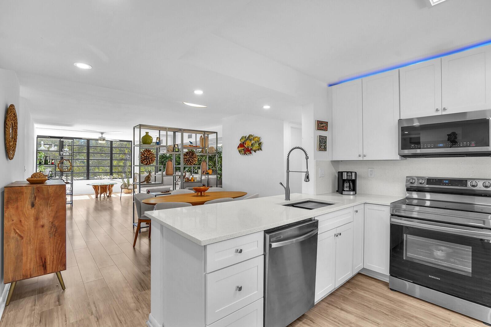 4133 S Carambola Circle S G305