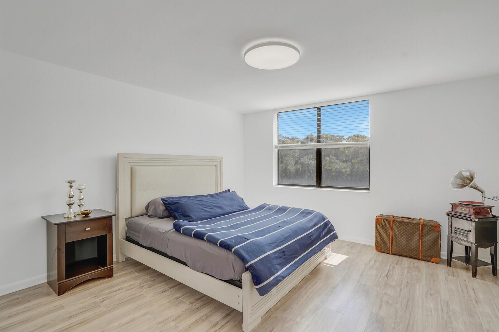 4133 S Carambola Circle S G305