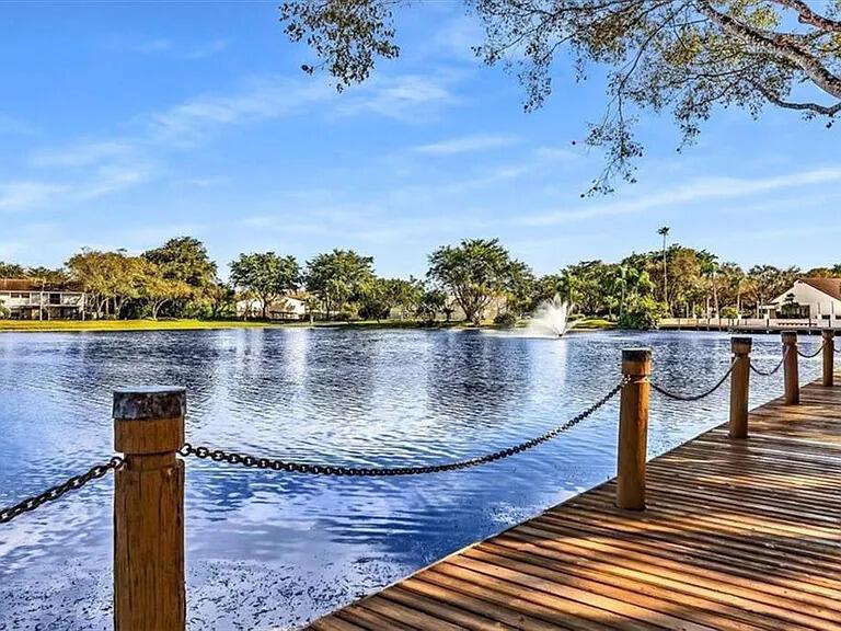 4133 S Carambola Circle S G305