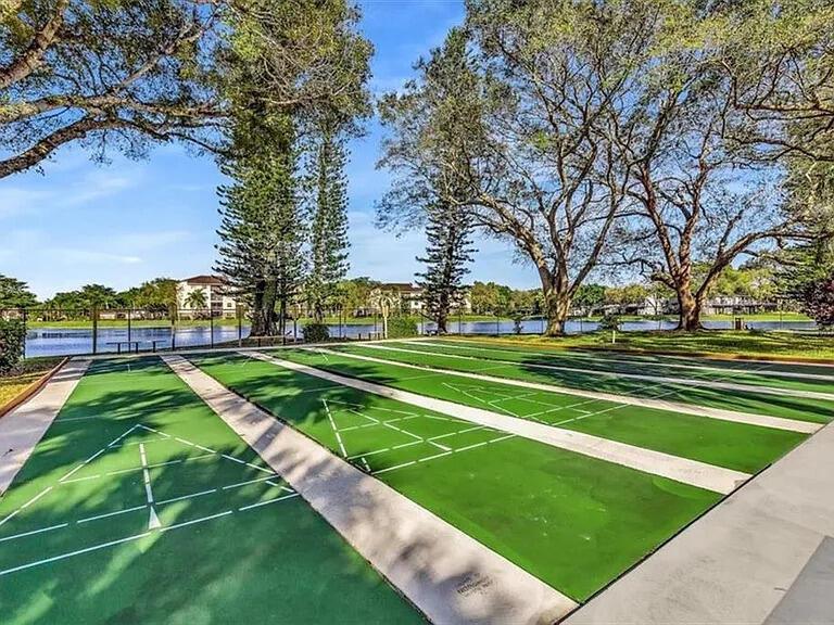 4133 S Carambola Circle S G305