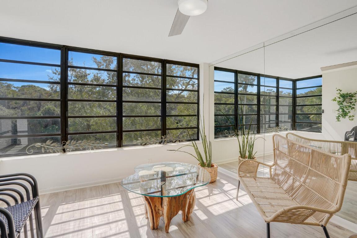 4133 S Carambola Circle S G305