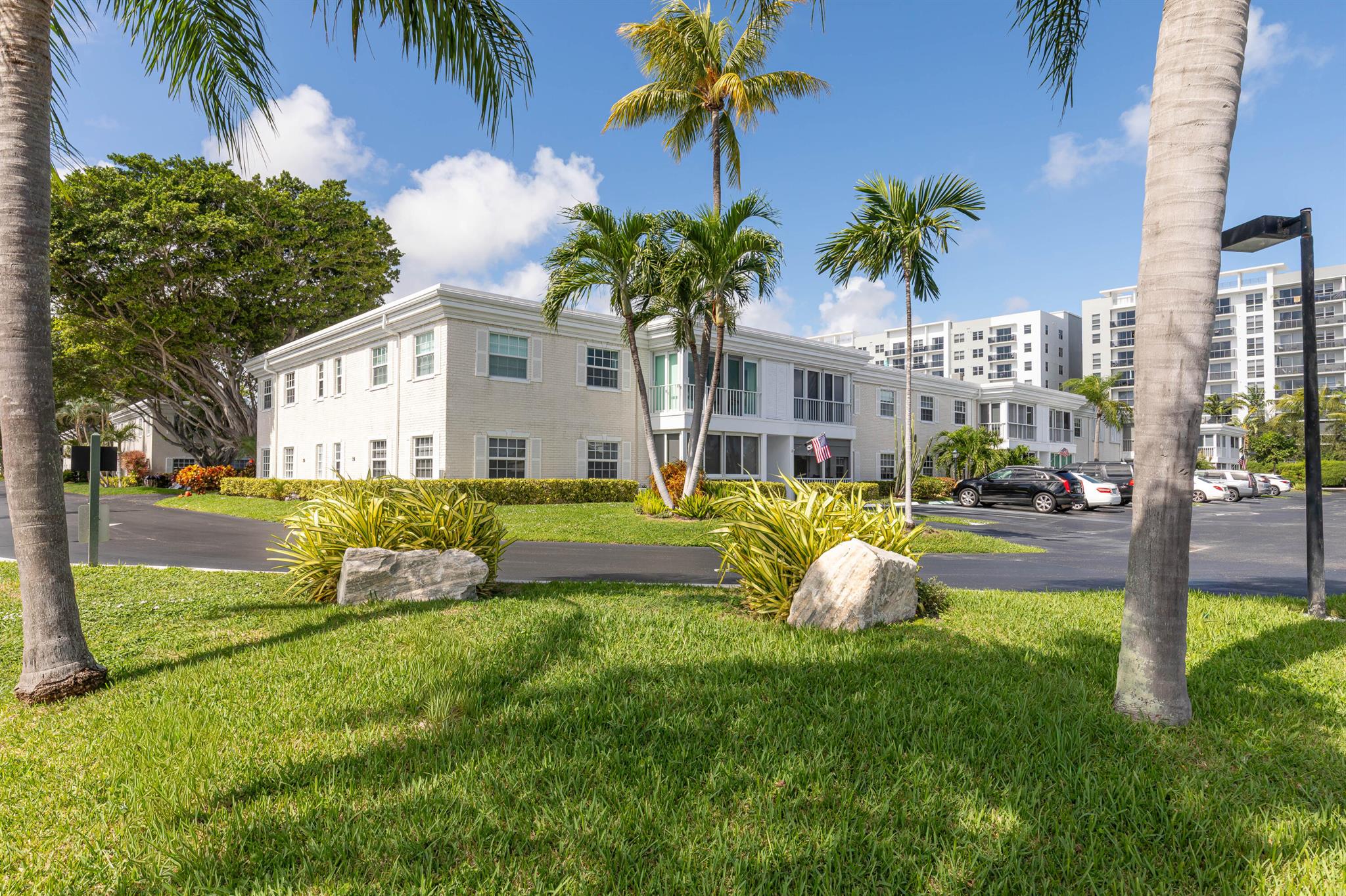 6515 Bay Club Drive 4