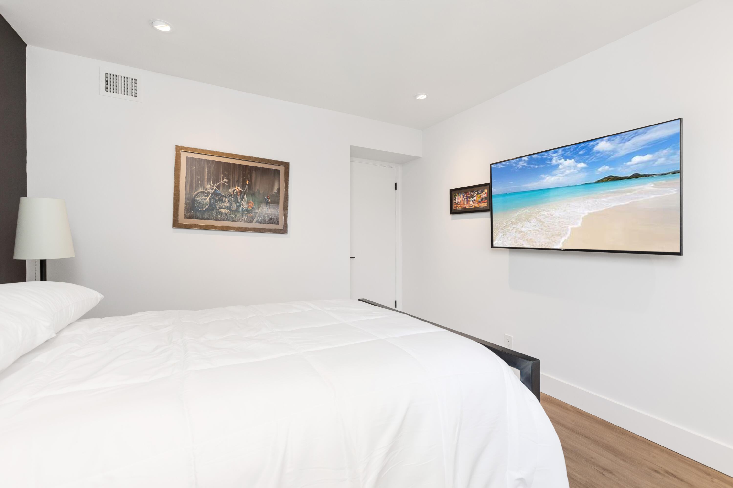 6515 Bay Club Drive 4