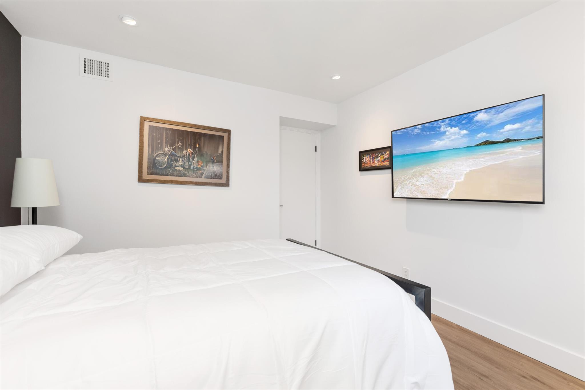 6515 Bay Club Drive 4