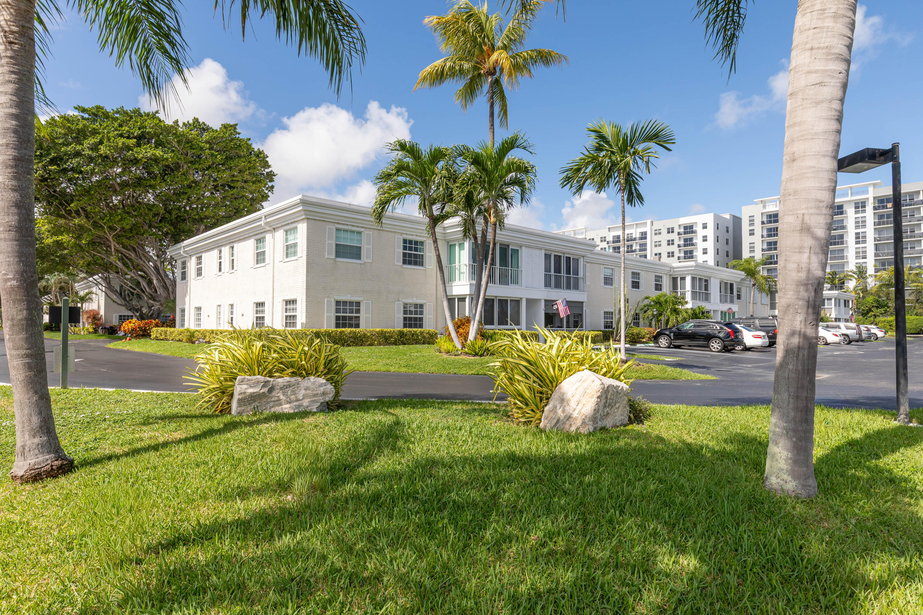 6515 Bay Club Drive 4