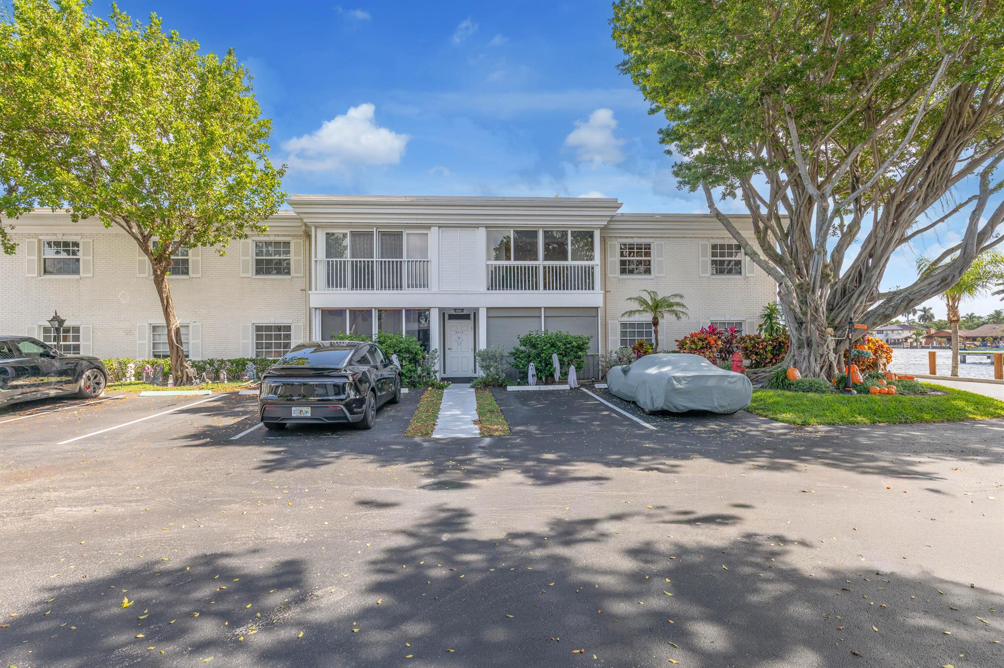 6515 Bay Club Drive 4