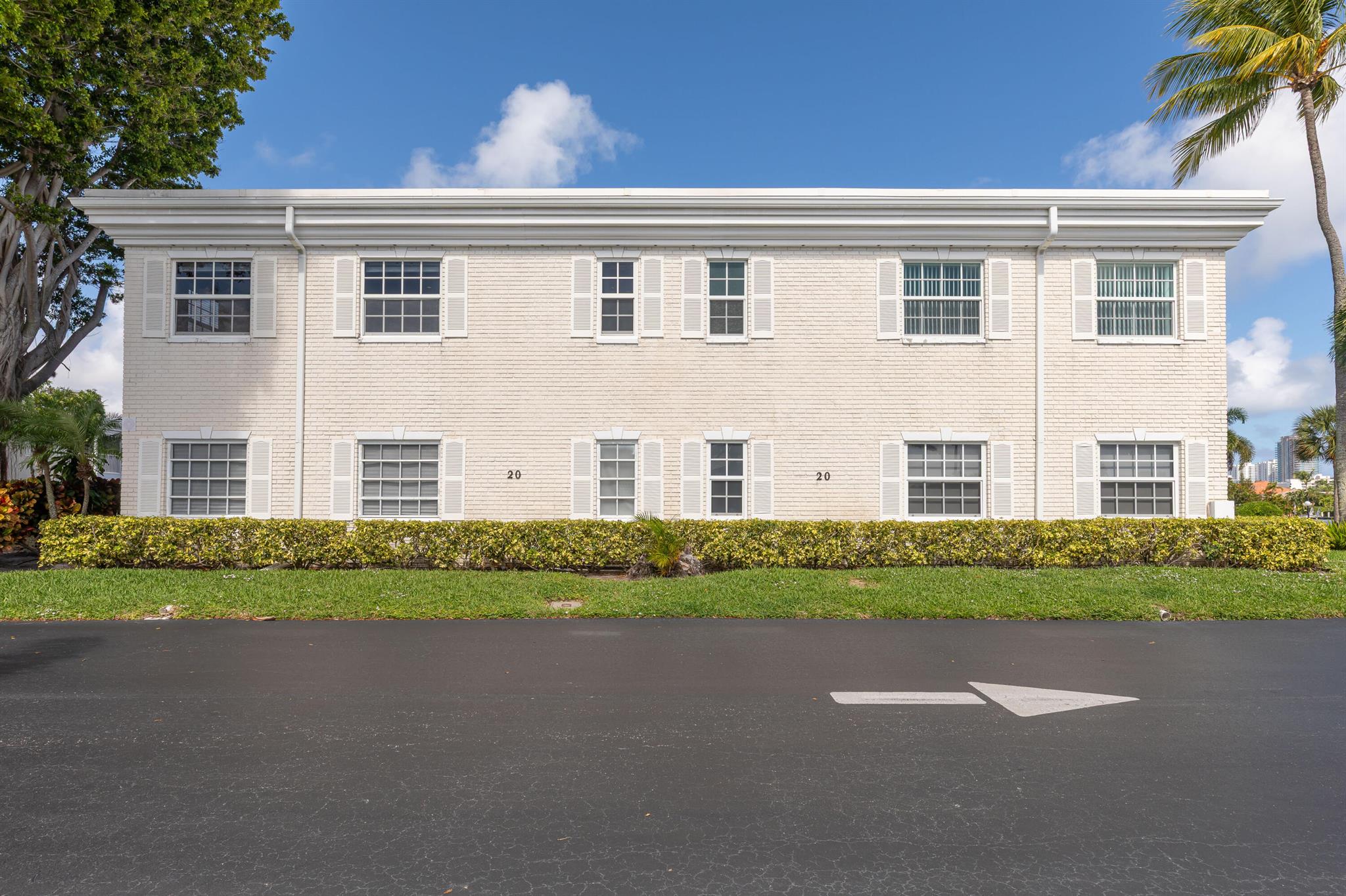 6515 Bay Club Drive 4