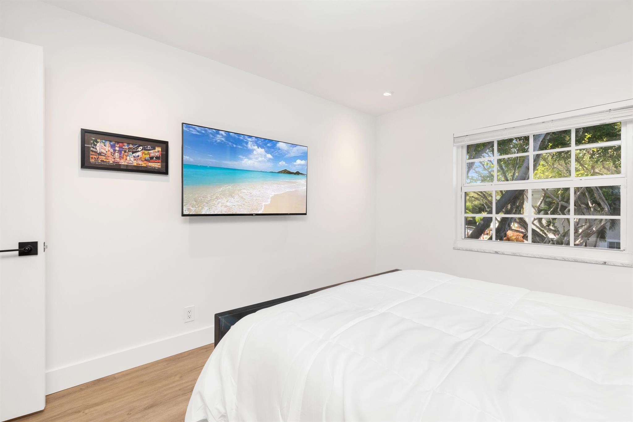 6515 Bay Club Drive 4