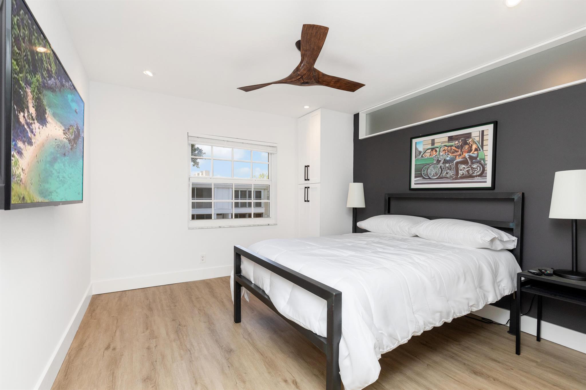 6515 Bay Club Drive 4