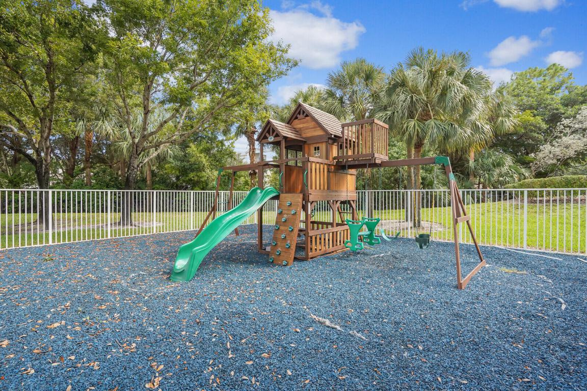 16207 Sierra Palms Drive