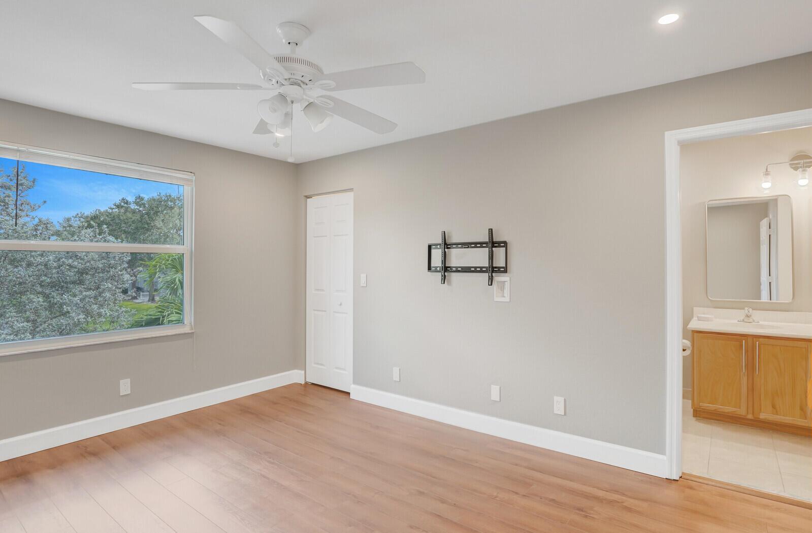 16207 Sierra Palms Drive