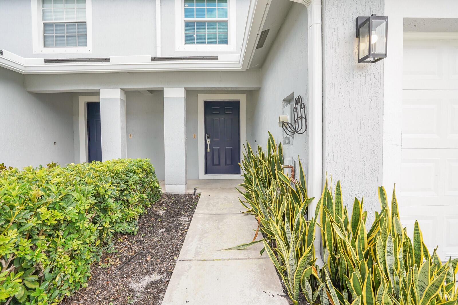 16207 Sierra Palms Drive