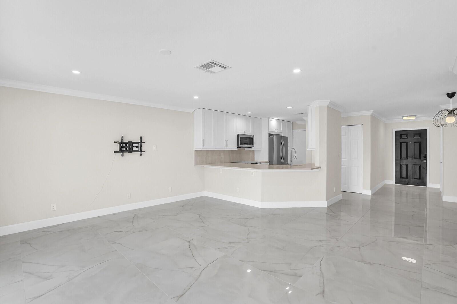 16207 Sierra Palms Drive