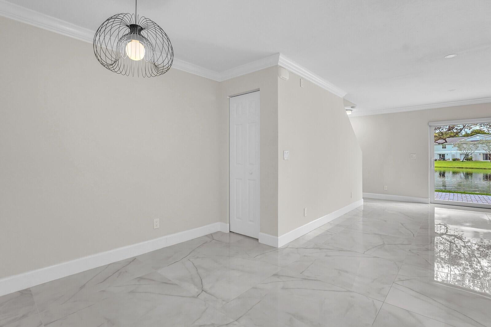 16207 Sierra Palms Drive