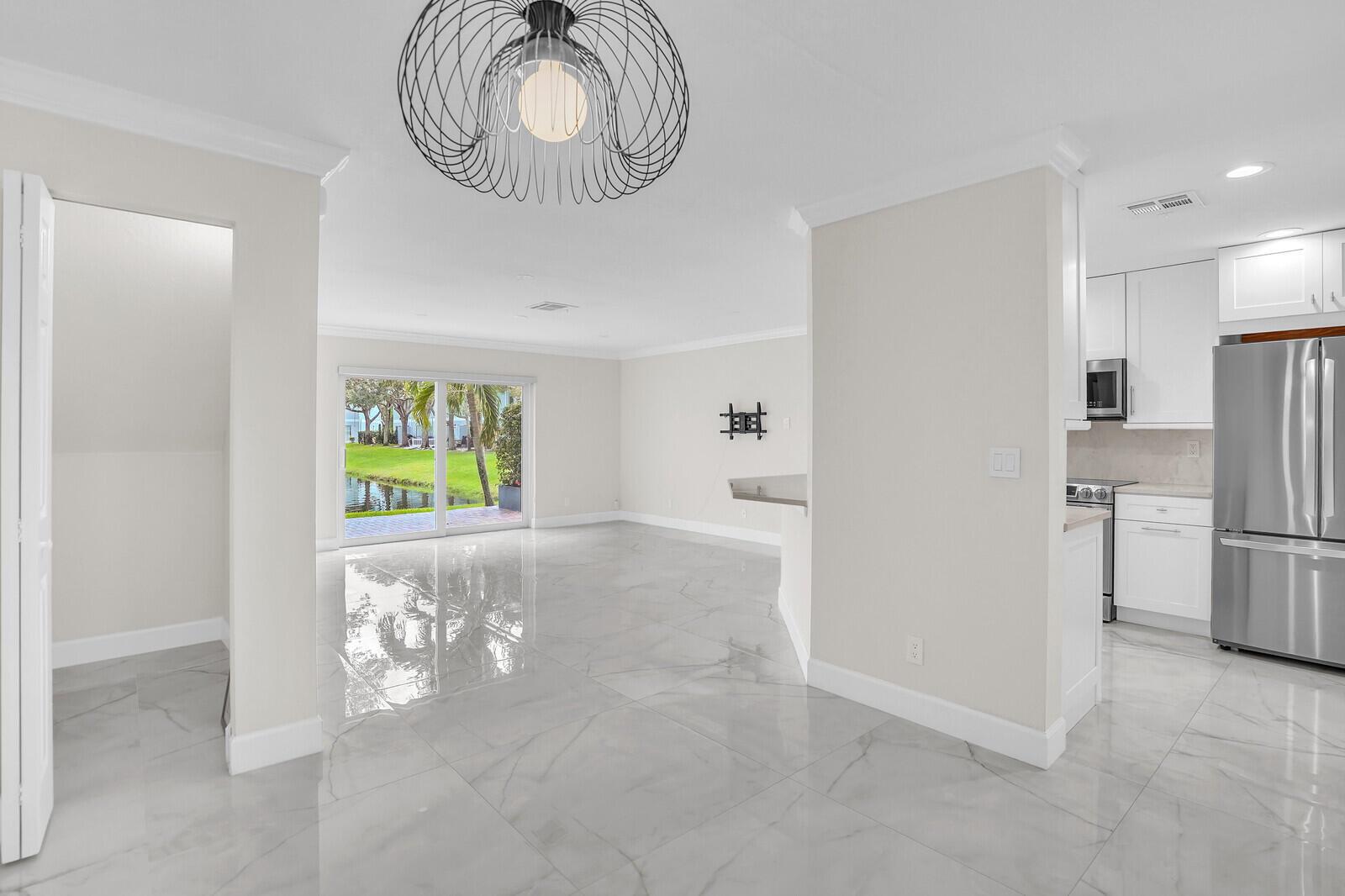 16207 Sierra Palms Drive