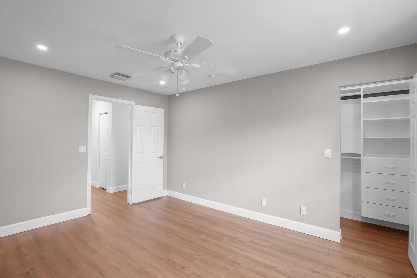 16207 Sierra Palms Drive