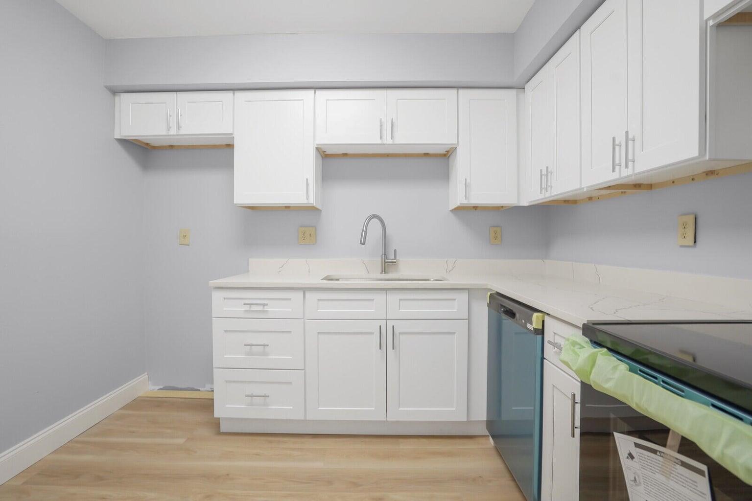 9840 Pineapple Tree Drive 103