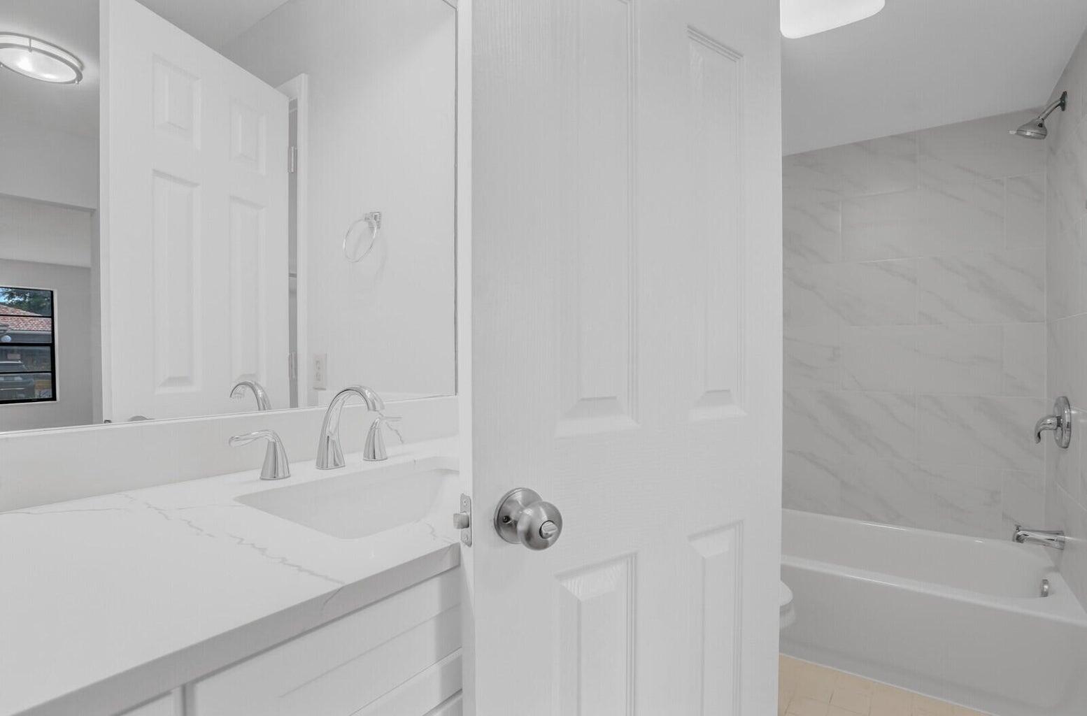 9840 Pineapple Tree Drive 103