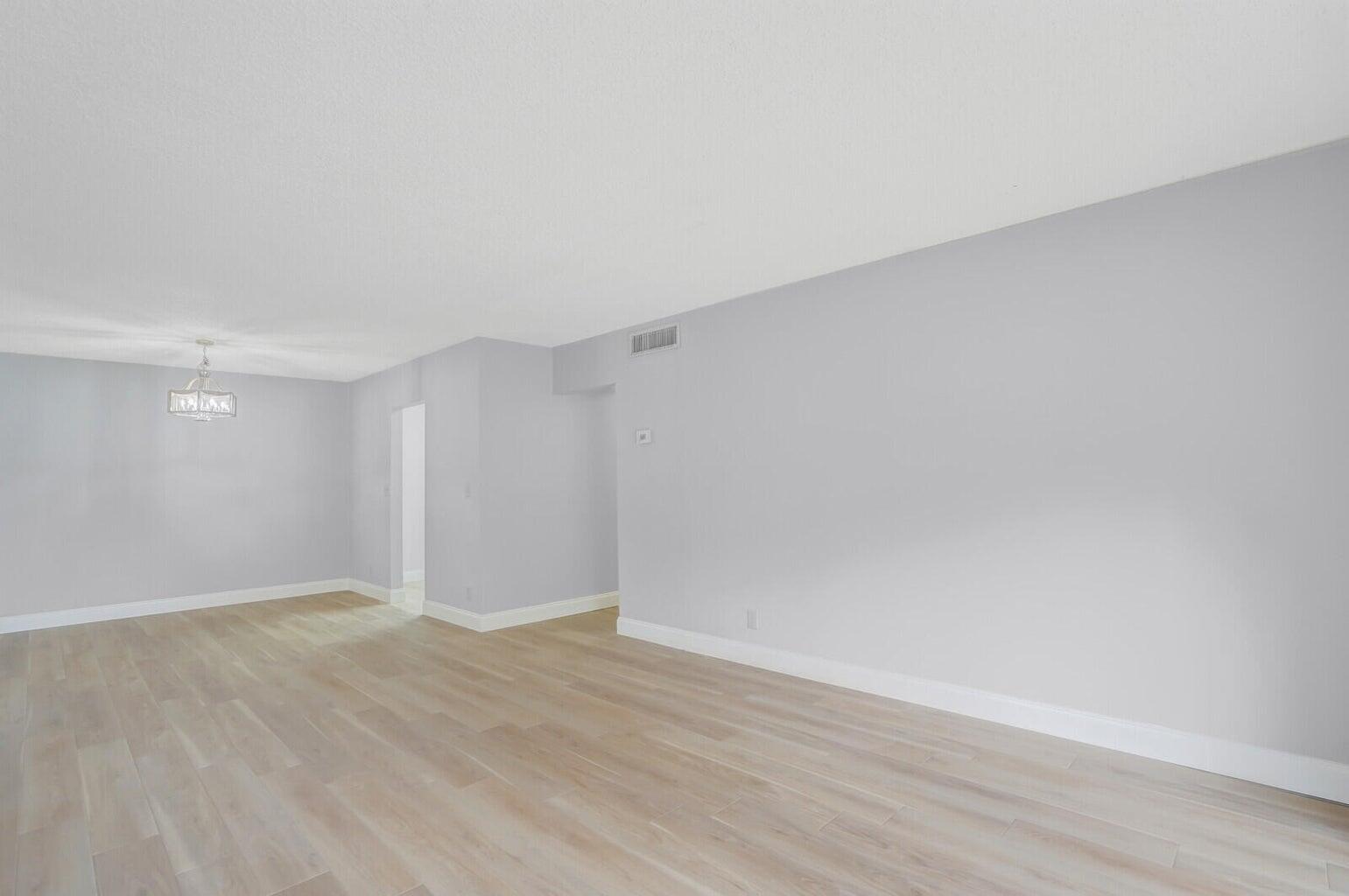 9840 Pineapple Tree Drive 103