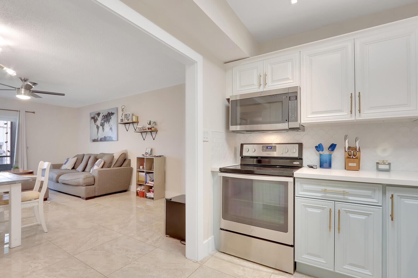 10693 N Military Trail 15