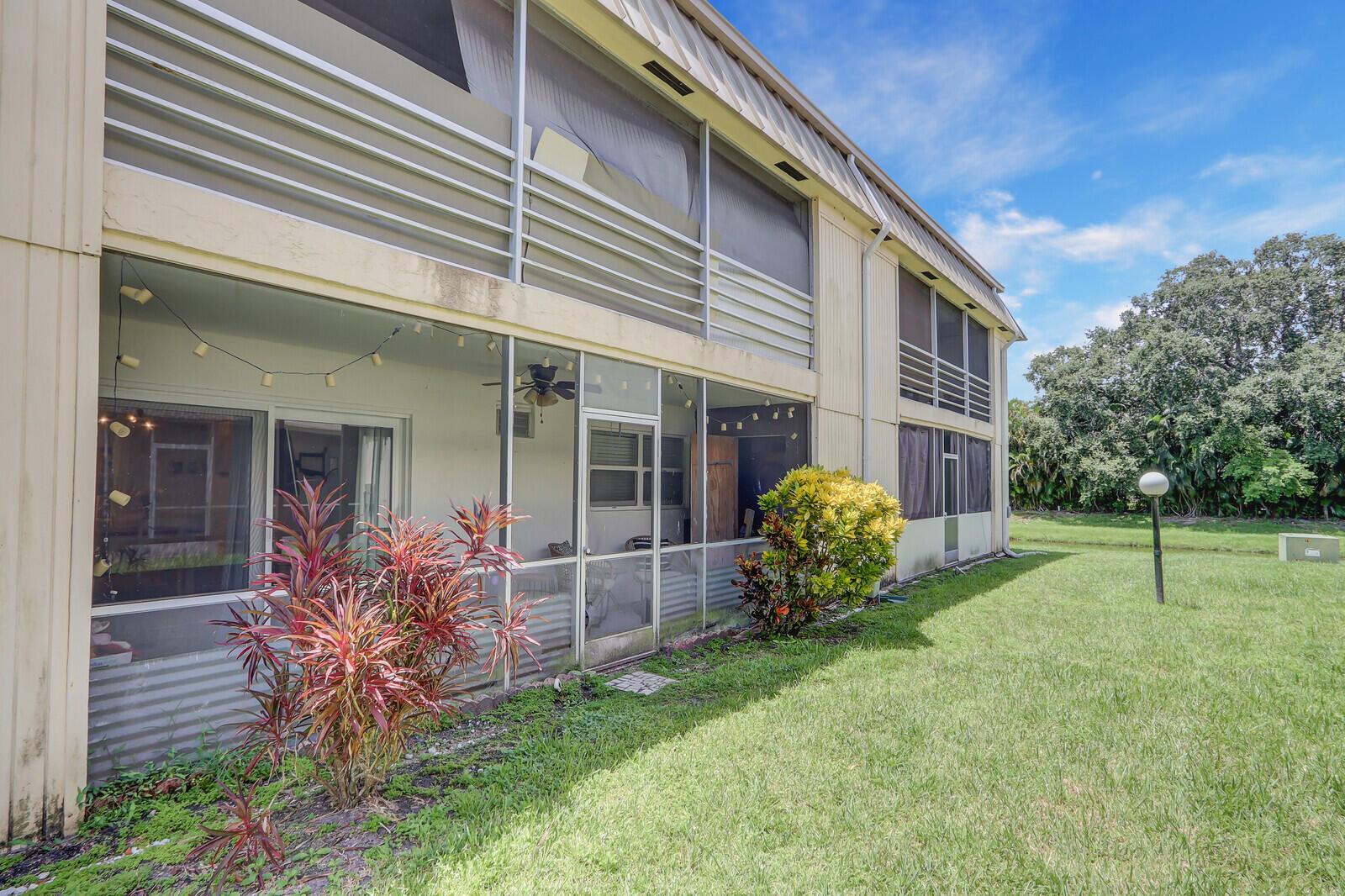 10693 N Military Trail 15