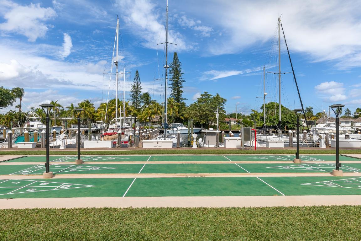 2731 NE 14th Street 228