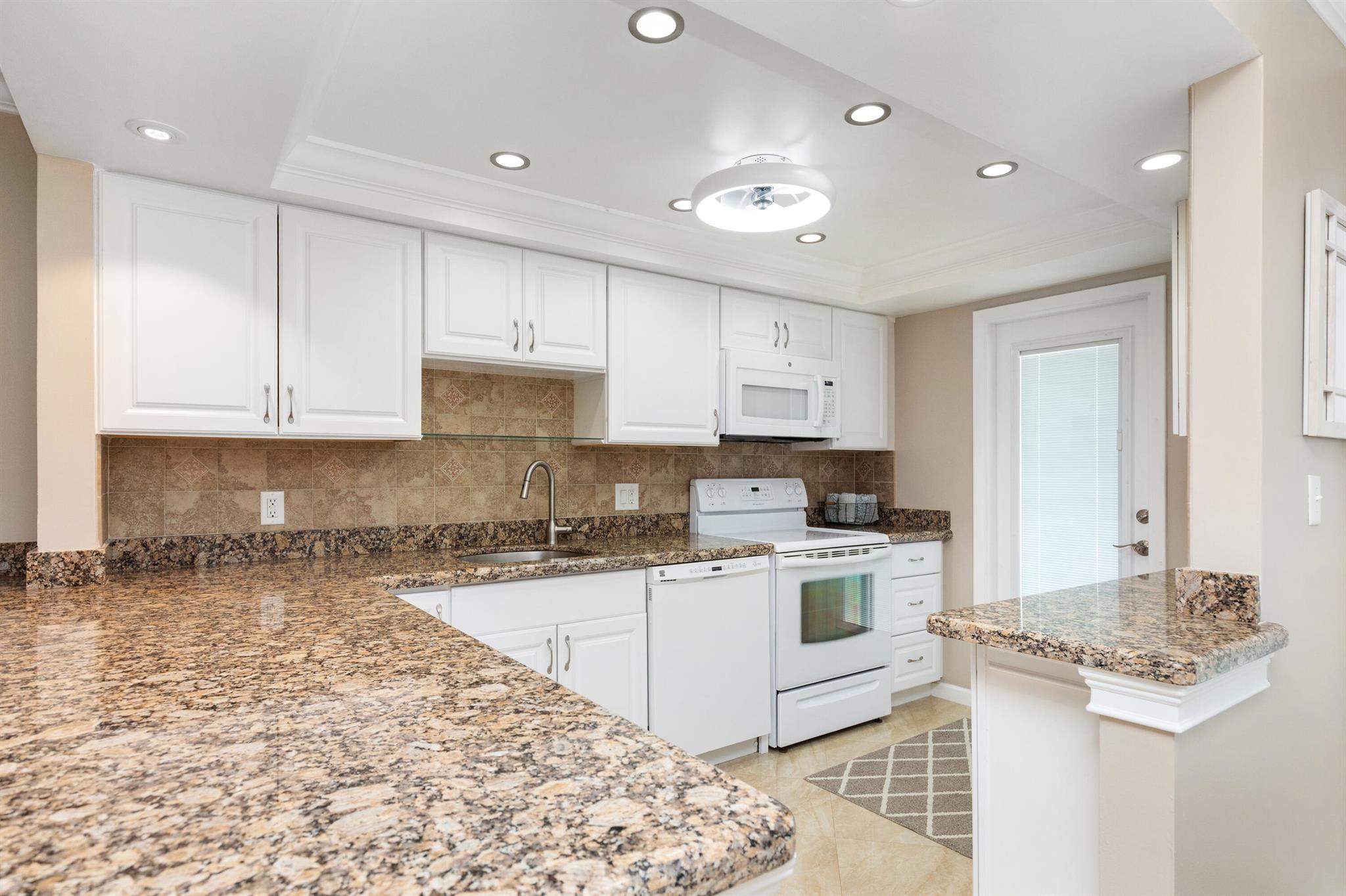 2731 NE 14th Street 228