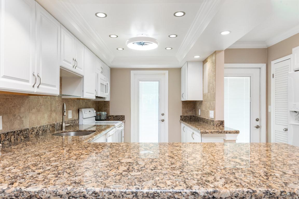 2731 NE 14th Street 228