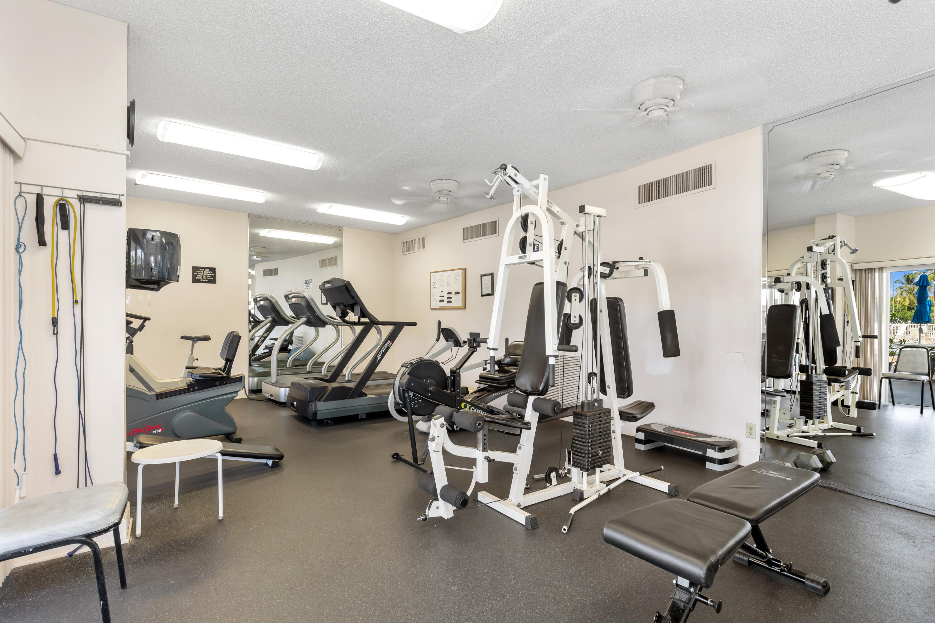 2731 NE 14th Street 228
