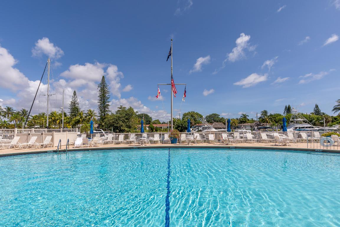 2731 NE 14th Street 228