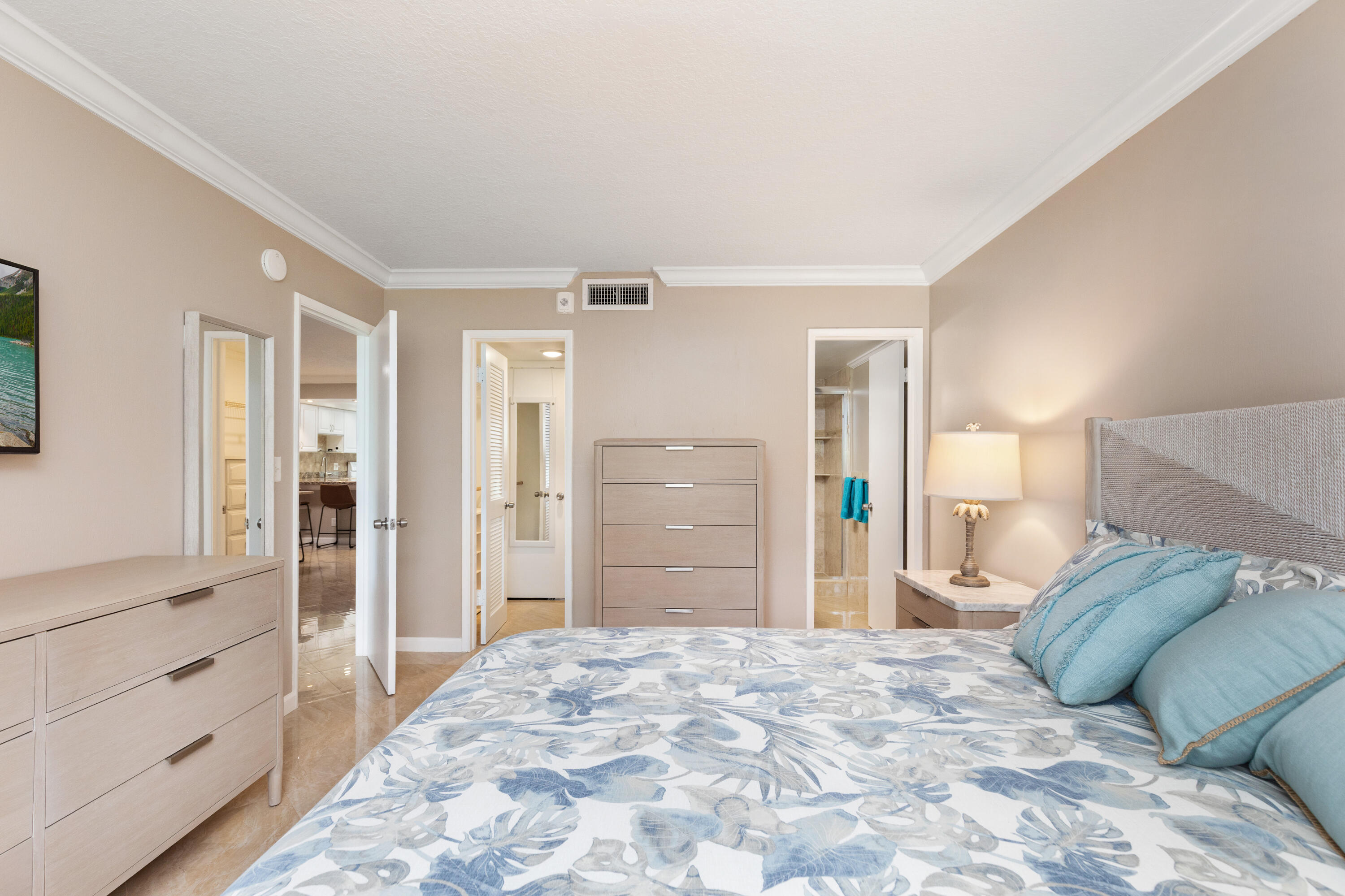 2731 NE 14th Street 228