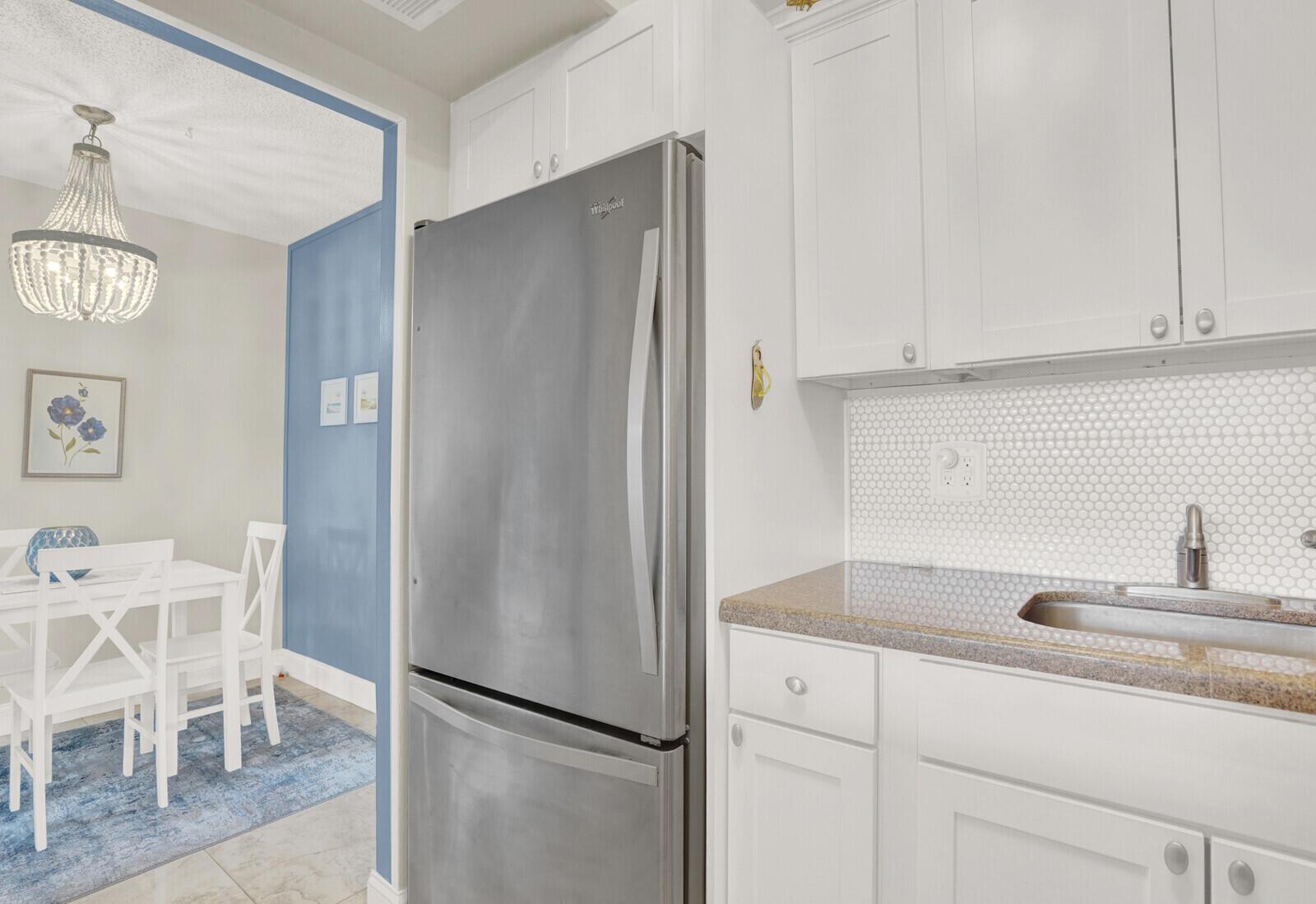 632 Snug Harbor Drive D14