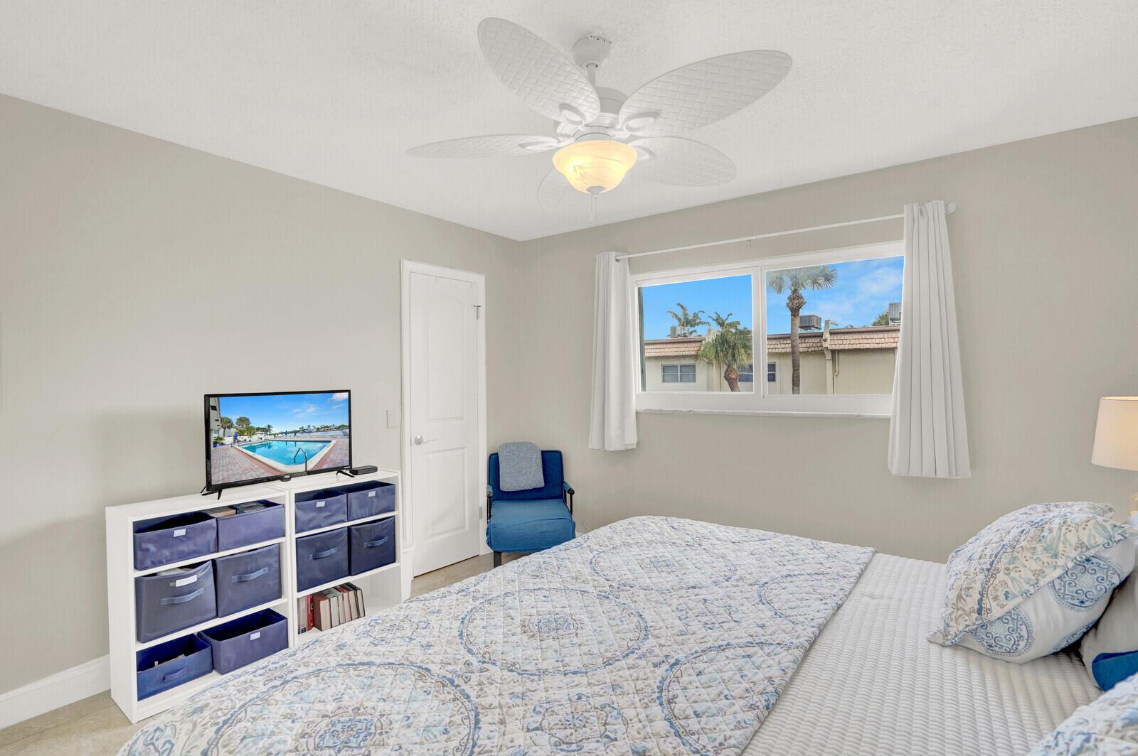 632 Snug Harbor Drive D14