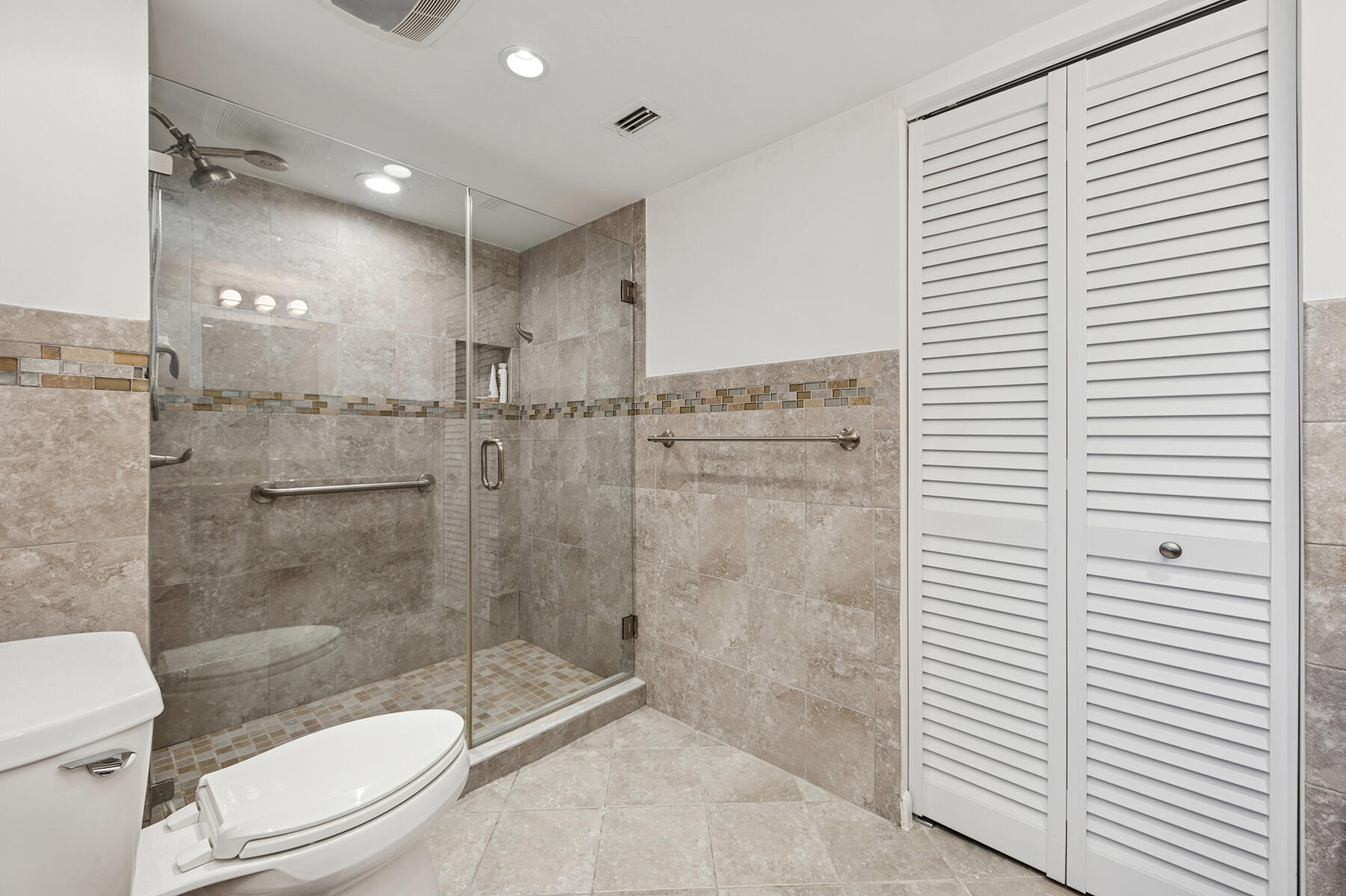 3420 S Ocean Boulevard 12 O